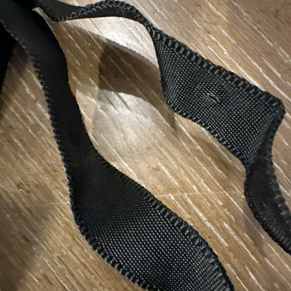universal studies‎ pin trader lanyard